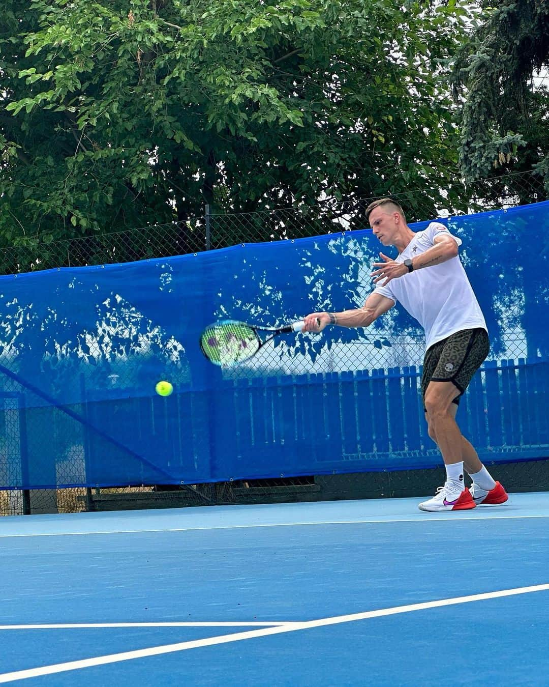 マートン・フチョビッチさんのインスタグラム写真 - (マートン・フチョビッチInstagram)「Getting ready for the hard court tournaments at @gs_tenisz_club 🎾💪🏻」7月23日 2時37分 - fucsovicsmarci