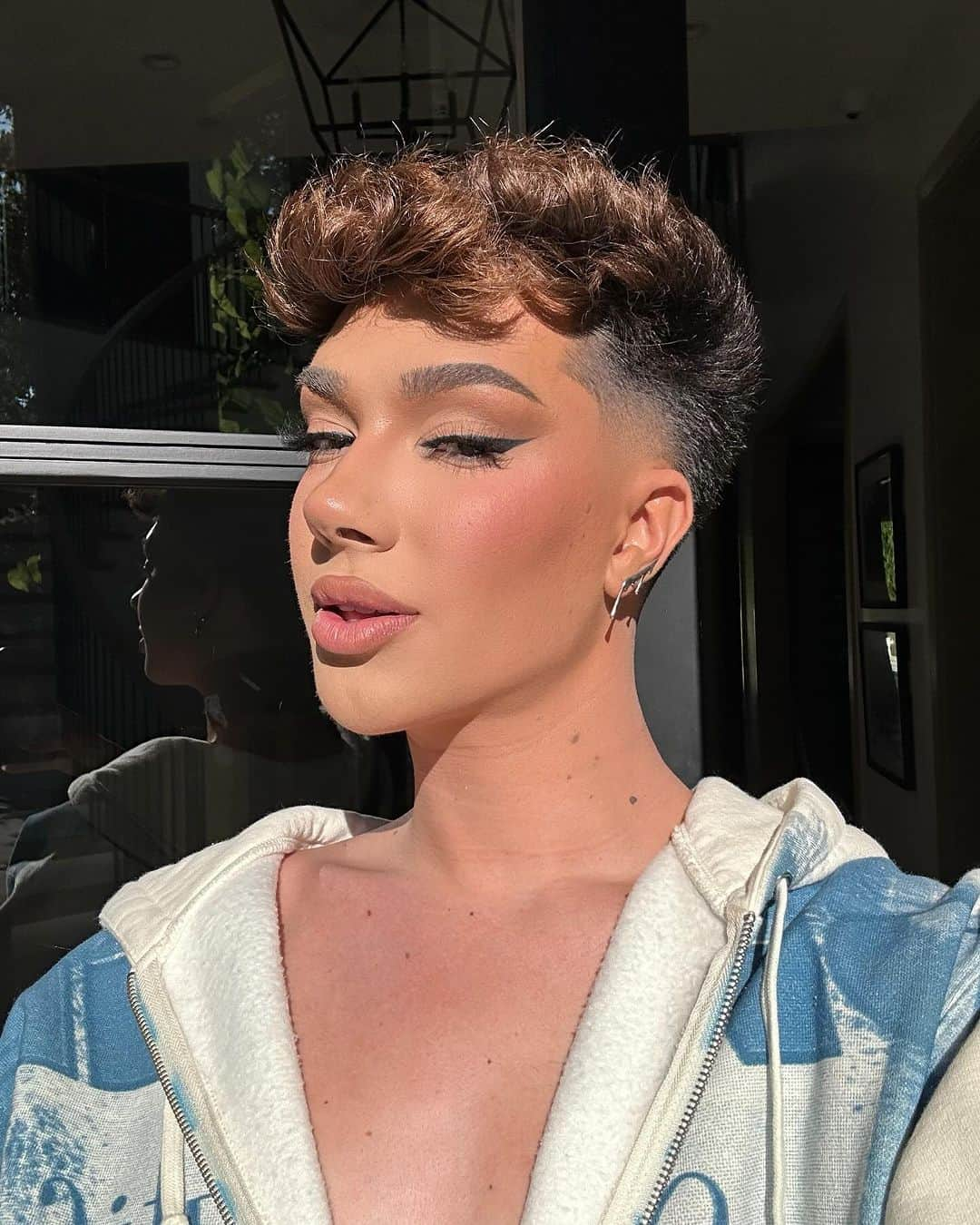 ジェームス・チャールズさんのインスタグラム写真 - (ジェームス・チャールズInstagram)「happy saturday」7月23日 2時34分 - jamescharles