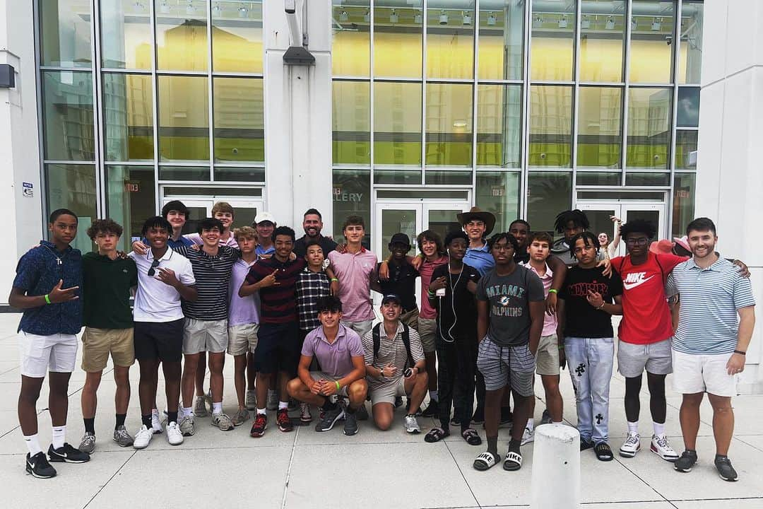 ジョッシュ・マレーさんのインスタグラム写真 - (ジョッシュ・マレーInstagram)「Saying yes to help serve these 22 amazing young men on a church retreat with @bcinsideout this week in Daytona Beach was one of the best things I’ve done in my entire life.  2,600 high school students from in and around Atlanta made the trip and I had the privilege to help lead these rising Juniors in small group sessions and be with them throughout the days and nights during prayer, worship, beach volleyball (we made the Final 4 - so proud of them!) and a ton of other activities.  This week brought me to tears more times than I want to admit.  I’m so proud of these guys and all of the students who went all in this week.  They’ve inspired me beyond measure, I’m truly grateful for each and every one of them 🙏🏼 - SWIPE to see more pics of the trip. #buckheadchurch #insideoutdaytona2023」7月23日 3時20分 - joshmurray11