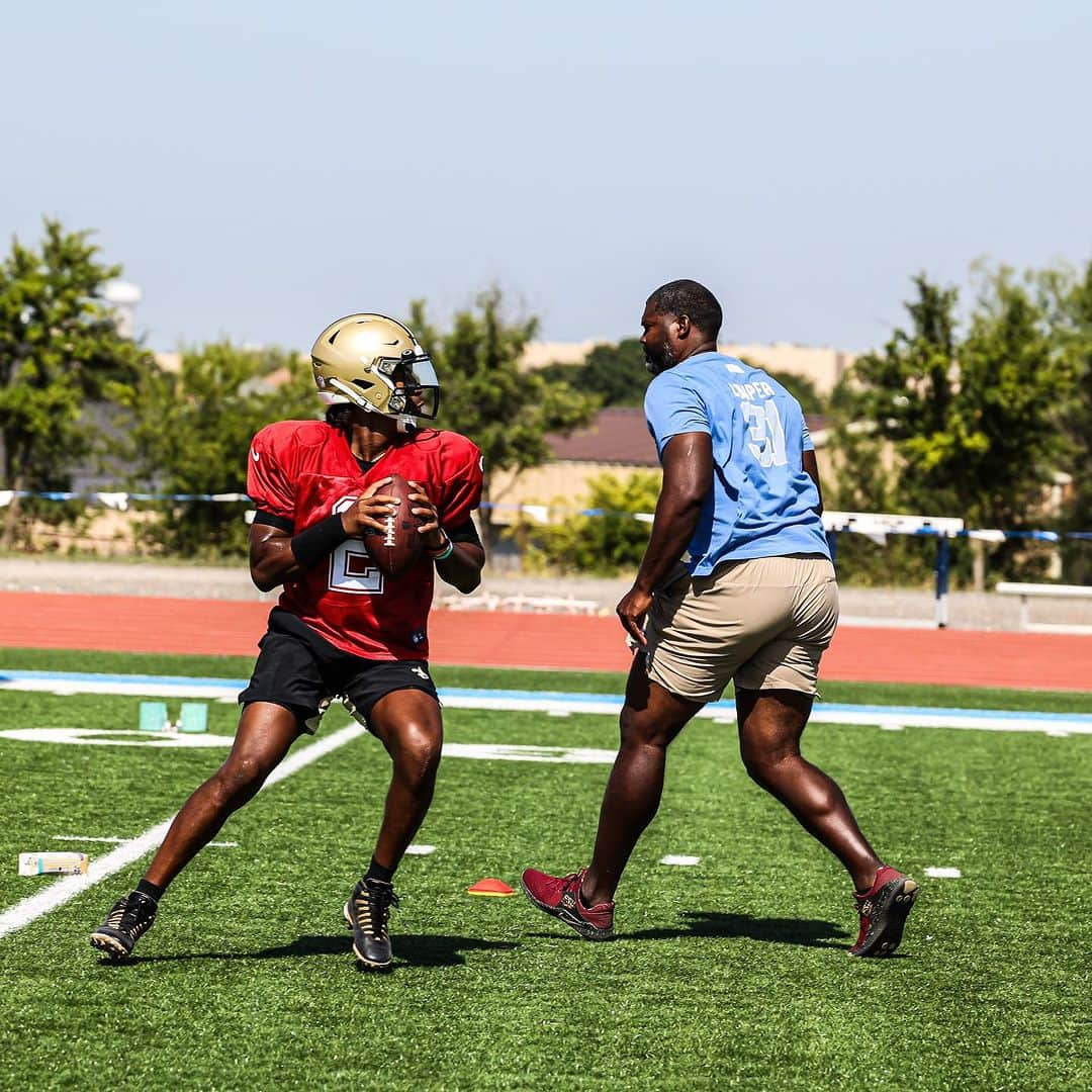 ジェームイス・ウィンストンさんのインスタグラム写真 - (ジェームイス・ウィンストンInstagram)「The goal is to be better than we were yesterday ⚜️  #DreamForever #WhoDat 📸 - @realsupernola」7月23日 3時31分 - jaboowins