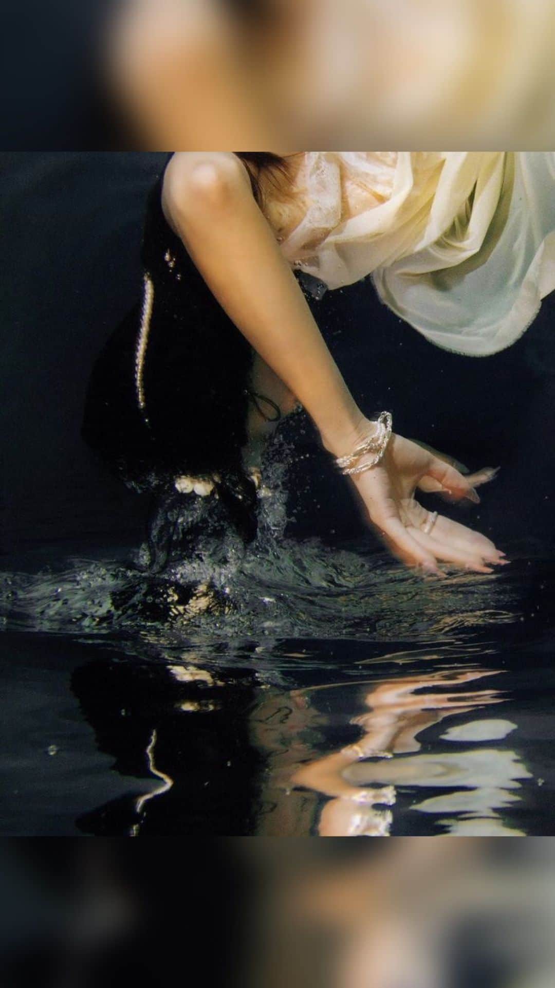 クリスティナ・バザンのインスタグラム：「Special live in celebration of Mary Magdalene’s Feast day with the magical @avalon.calling 💙🌀 In this live we talk about the Magdalene mysteries and who Mary-Magdalene really was. We also talk about the profound experiences we have been through during our pilgrimage in Avalon led by Annah as our teacher helping us navigate through the powerful energy of the sacred sites of Glastonbury. You can get Annah’s book « Lady of The Lake, Rise » on Amazon, it’s such an in depth text about a journey of embodying one’s authentic magic and healing. If you’re willing to go even deeper don’t miss out on today’s offer to enroll in Annah’s online course by using the code MAGDALENE while checking out for 50% off, this offer will be available today and tomorrow (22nd & 23rd of July) and you can get your access directly from her website www.avaloncalling.co, all information for both the course and the book are in Annah’s bio/ If you have any questions feel free to drop an email 🌀💙」