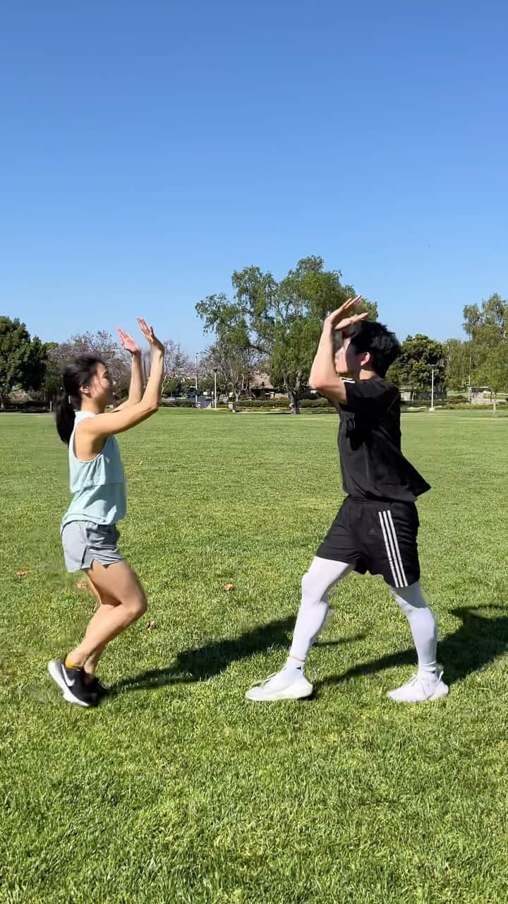 篠原枝令菜のインスタグラム：「We killin it 7 days a week!!! Watch the new Open Up episode with @derrick_quack on YT 🤩🤩  #rhythmicgymnastics #taekwondo #martialarts」