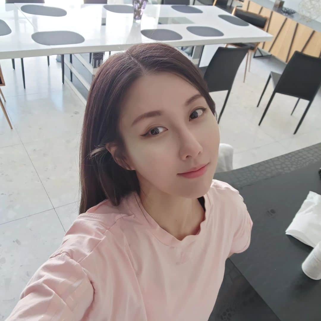 のインスタグラム：「Photo dumps 🩷」