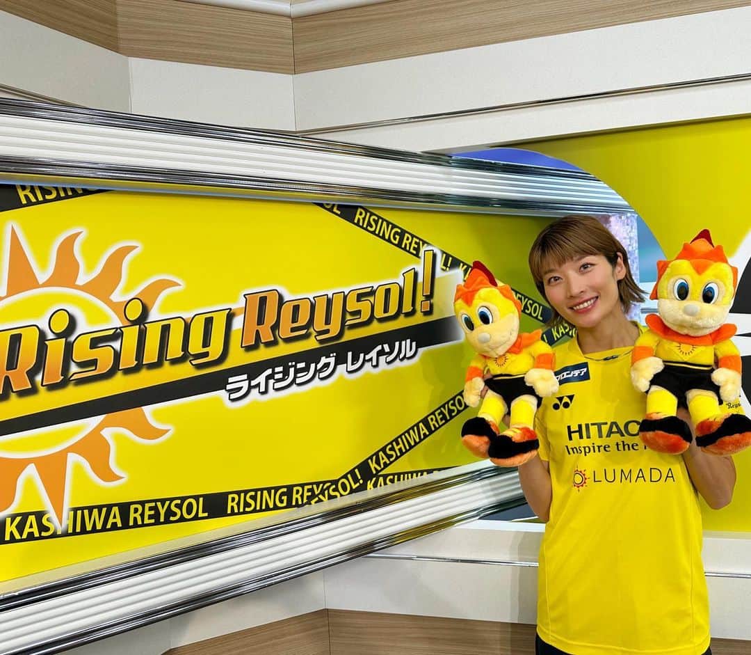 西谷綾子のインスタグラム：「🟡⚫️ 今夜7時〜チバテレ 柏レイソル応援番組⚽️ 「ライジングレイソル」  佐藤大さんの解説で3試合振り返ります✍️ #FC東京 #湘南ベルマーレ #ガンバ大阪  インタビューはGK 松本健太選手⚽️ お楽しみに〜💛🥰  昨日はがんばれゆうすけ練！！ 1km×5本インターバル🏃‍♀️7チーム❤️‍🔥 私は5分15秒、4分45秒、4分15秒の 3チームを担当☺️  15km走った後に 3分40秒チーム申し込んでいたので自分練🔥 1km×2本＋500m×3本でアレンジして頑張ったぁあ✊  ご参加ありがとうございました🥰 怪我なく暑い夏を乗り越えていこうー🌻」