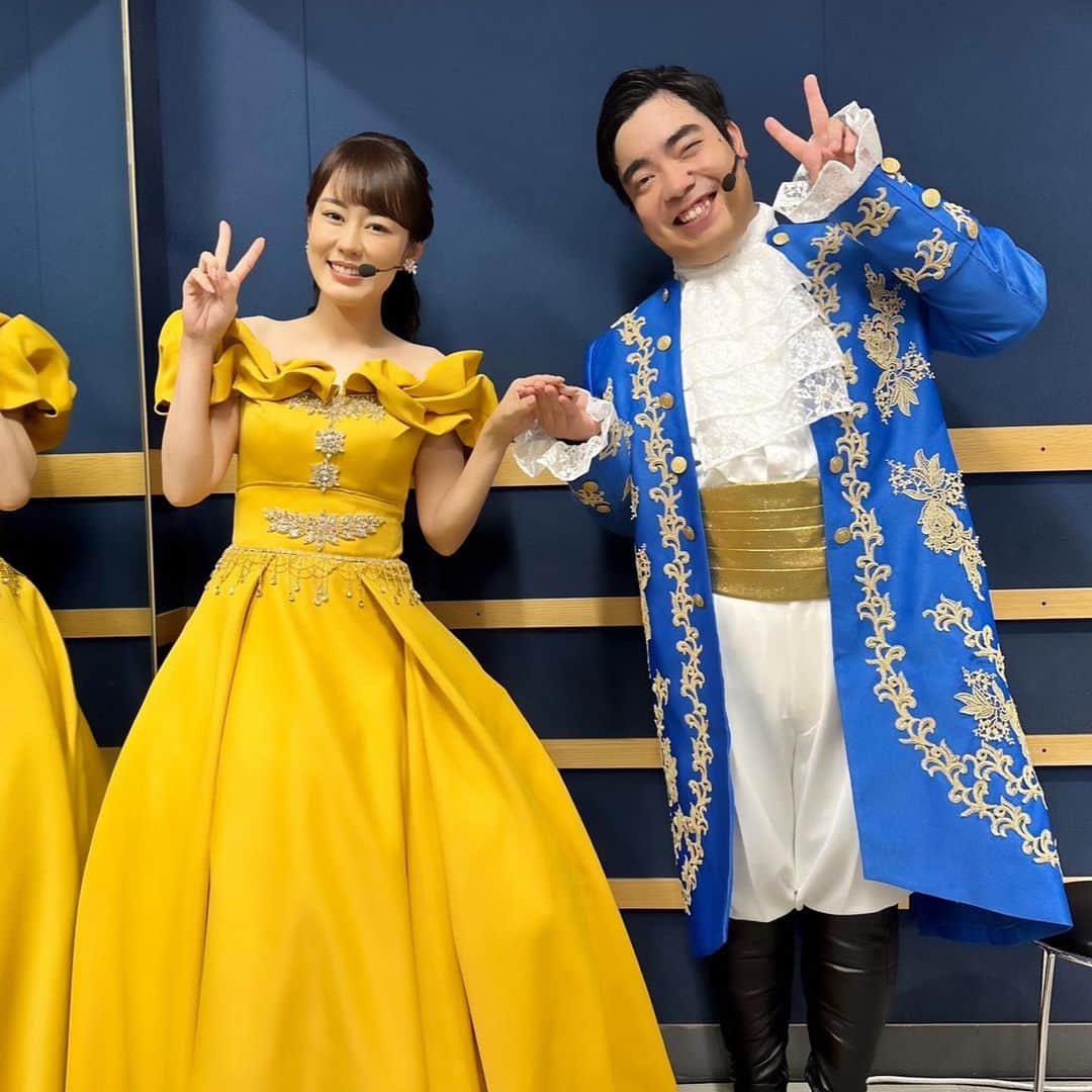 丘みどりのインスタグラム：「27時間テレビで 美女と野獣  歌わせていただきました♡  #徳永ゆうき #丘みどり#美女と野獣#27時間テレビ」