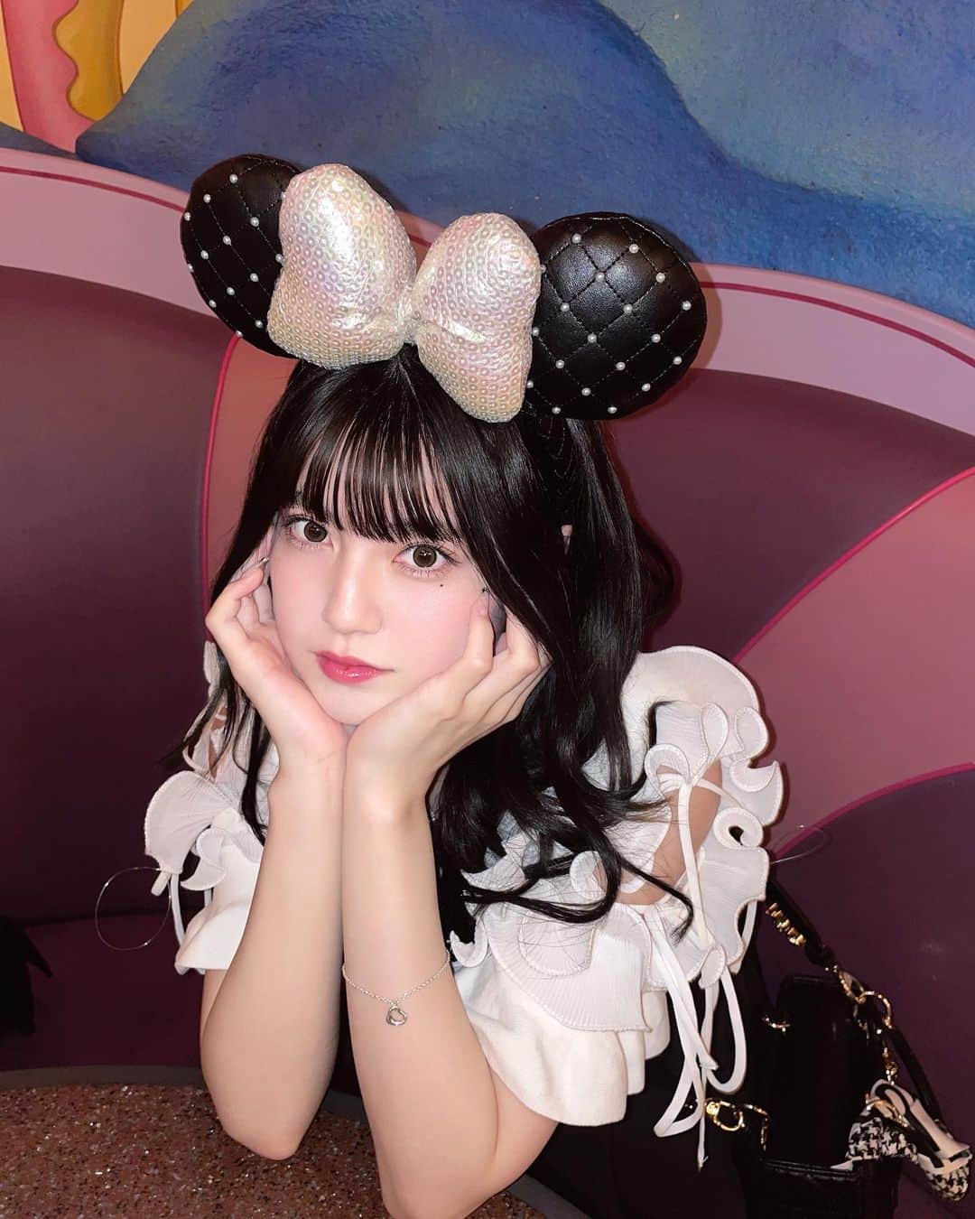 金丸紗希のインスタグラム：「お姉ちゃんとディズニー行ってきた♡♡」