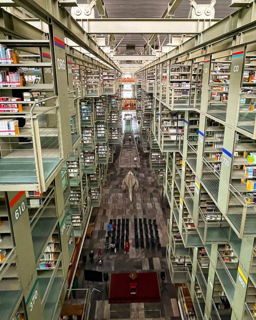Jason G. Sturgillのインスタグラム：「Photo dump of first half of the first day in CDMX. SENSORY OVERLOAD. #bibliotecavasconcelos is something straight out of inception. Epic vintage toy flea market #comicsrockshow that went on for days. Another gigantic flea market we went to was the El Chopo that was so overwhelming I forgot to take photos. Kudos to @m_sean_oconnor for the best Airbnb recommendation and the first cafe we went to that will be hard not to go back everyday, @blendstation_」