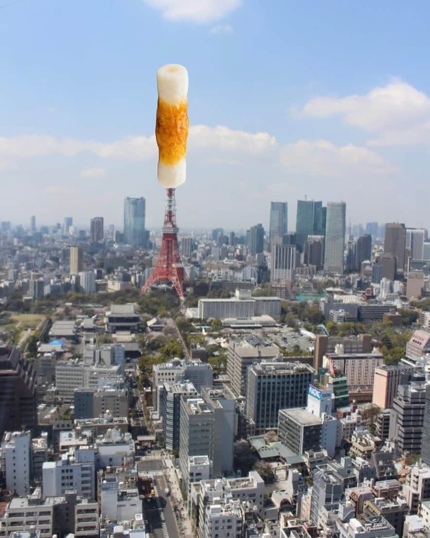 KEN KAGAMIさんのインスタグラム写真 - (KEN KAGAMIInstagram)「東京タワーに巨大竹輪」7月23日 8時56分 - kenkagami