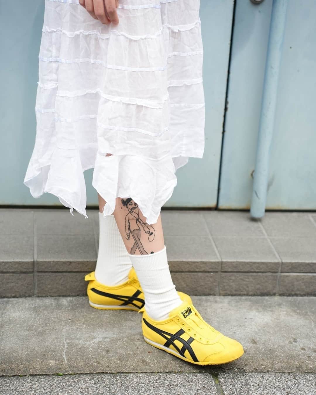 Fashionsnap.comさんのインスタグラム写真 - (Fashionsnap.comInstagram)「Name: Isozaki Rino⁠ Age: 18⁠ ⁠ Tops #NIKE⁠ Skirt #used⁠ Shoes #OnitsukaTiger⁠ ⁠ Photo by @ha___to10⁠ ⁠ #スナップ_fs #fashionsnap #fashionsnap_women」7月23日 10時00分 - fashionsnapcom