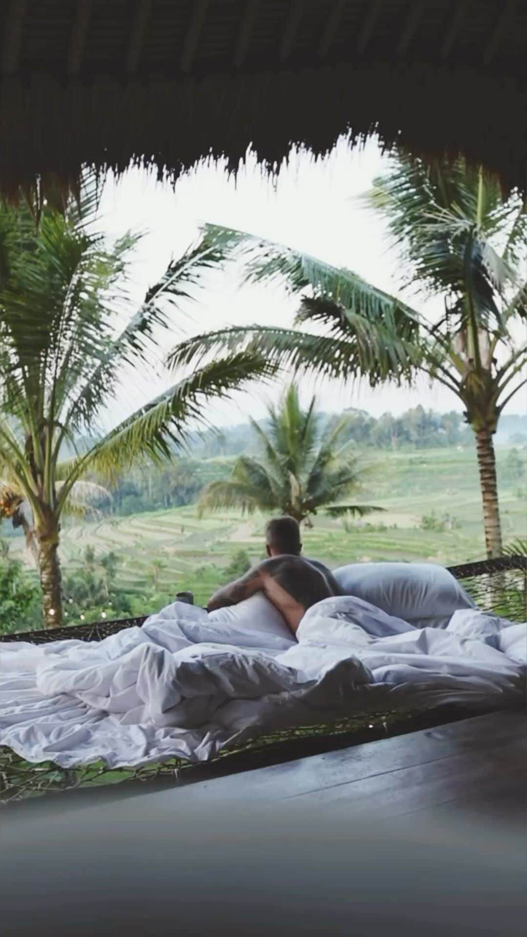 My Interiorのインスタグラム：「Happy Sunday, waking up like this in Bali must be bucket list @janderycke」