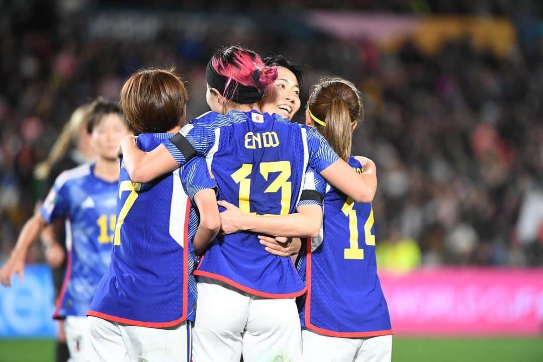 遠藤純さんのインスタグラム写真 - (遠藤純Instagram)「: Win,hard work,challenge, believe,responsibility,smile🫶🏻  大事な初戦 5-0で勝利🔥 大きな勝ち点3。 たくさんの応援ありがとうございました。 次の試合も頑張ります💪💪💪  ©︎JFA #なでしこジャパン  #nadeshiko #japan #win #worldcup」7月23日 12時43分 - jun_soccer524