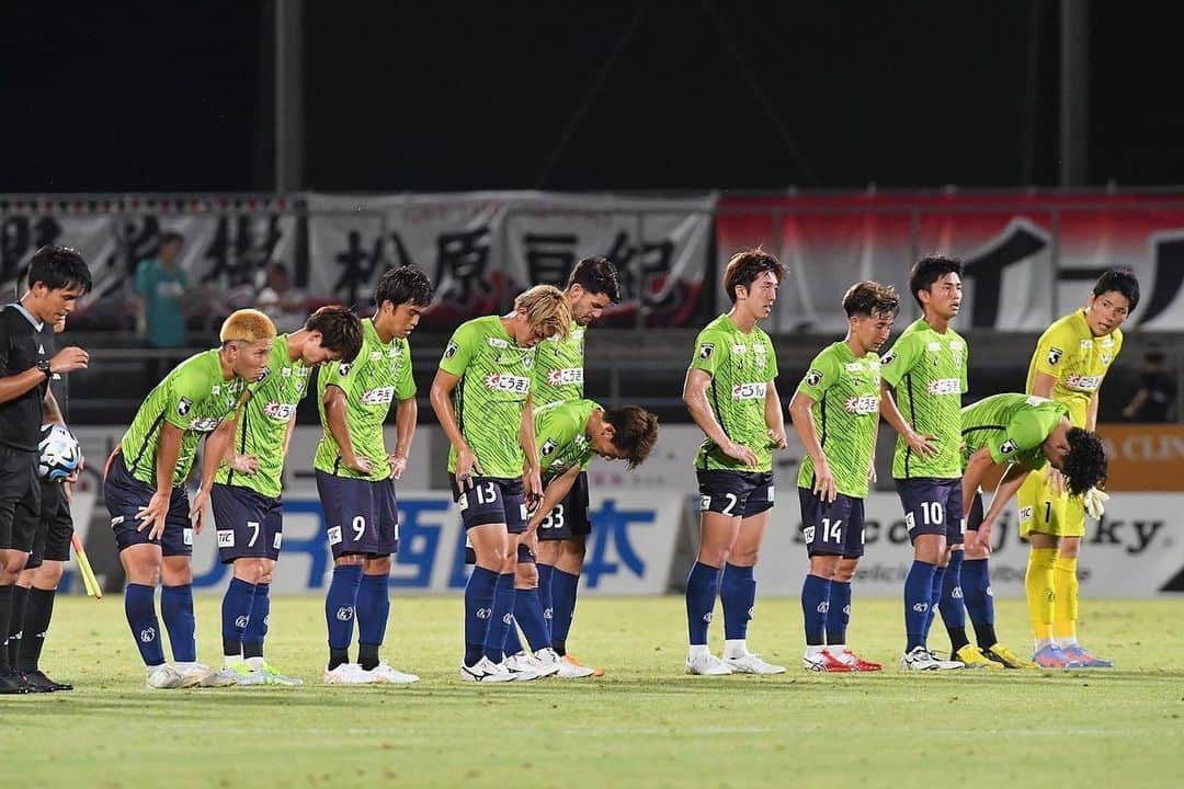 ガイナーレ鳥取のインスタグラム：「_ 🏆2023明治安田生命J3リーグ 第19節 🏟️Axisバードスタジアム 🆚いわてグルージャ盛岡 Draw0-0  得点が奪えず、悔しい引き分けとなりました。 すぐに来る次の試合に向けてしっかり準備していきます 沢山のサポートありがとうございました。  次節は、アウェイゲーム🏟️ 7/29(土)18:00 Kick Offミクニワールドスタジアム北九州でギラヴァンツ北九州と対戦します。 ぜひスタジアムやDAZNで応援よろしくお願いいたします！  #ガイナーレ鳥取 #Beyond #糸原紘史郎 #牛之濵拓 #増谷幸祐 #富樫佑太 #重松健太郎 #普光院誠 #鈴木順也 #長谷川アーリアジャスール #飯泉涼矢」