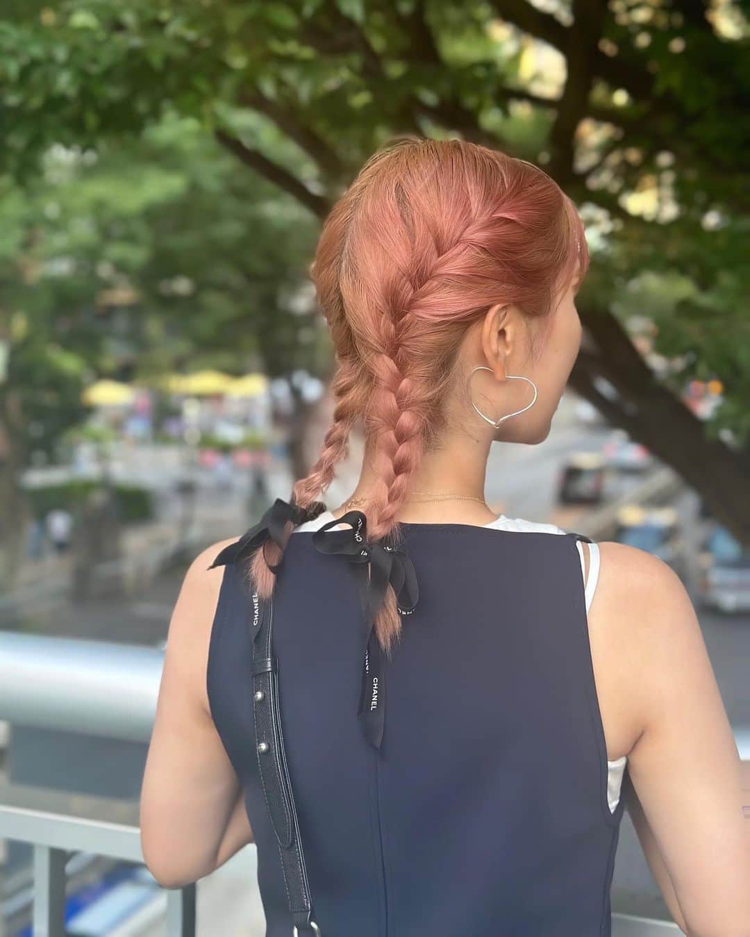 石原未梨さんのインスタグラム写真 - (石原未梨Instagram)「夏も好きな髪色髪型で テンションアゲていくぅ👊🐬🎀」7月24日 0時15分 - miri_ishihara