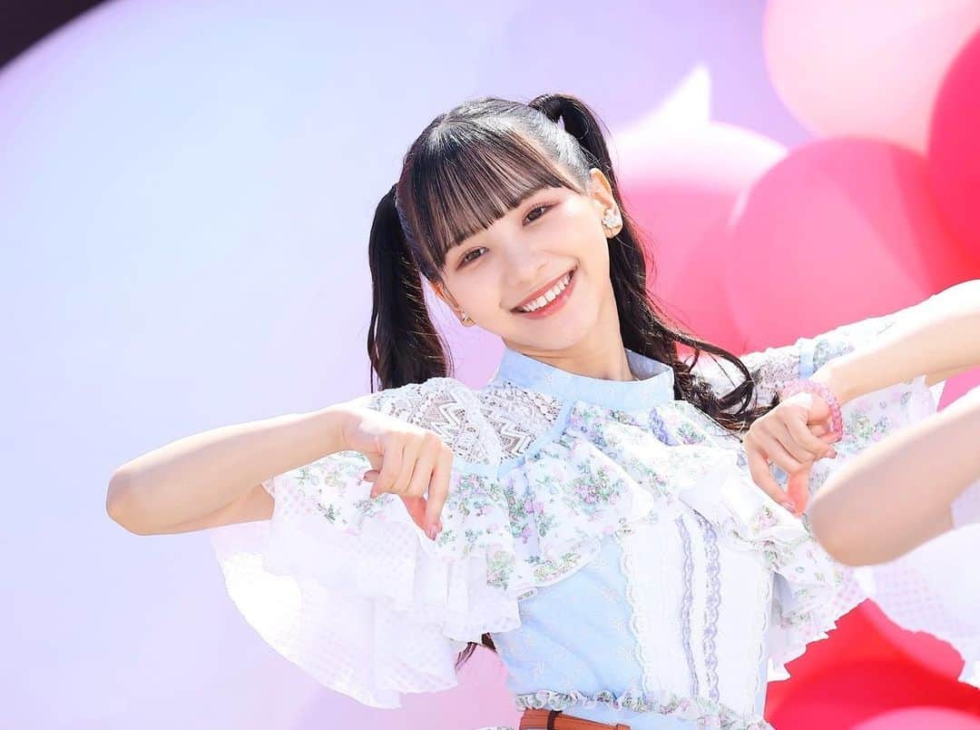 のインスタグラム：「𓂃𓈒𓏸 ⁡ ･ ･ ⁡ MVおふしょっと🫧 ぴんくバルーンチームでした🎀💭 ⁡ ･ ･  #アイドル #mv #ツインテール  #offshot #musicvideo #idol」