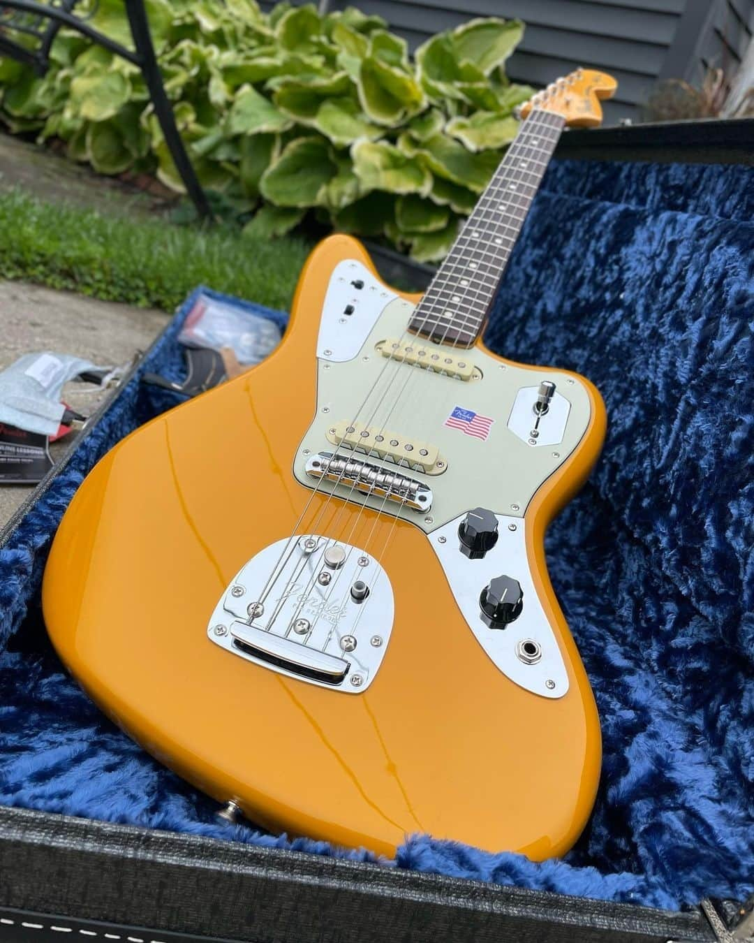 Fender Guitarさんのインスタグラム写真 - (Fender GuitarInstagram)「We hope your weekend is as chill as this #FenderFanMail Jag from @thumb_coast_guitars. Tag us in your gear for a chance to be featured next!」7月24日 1時01分 - fender