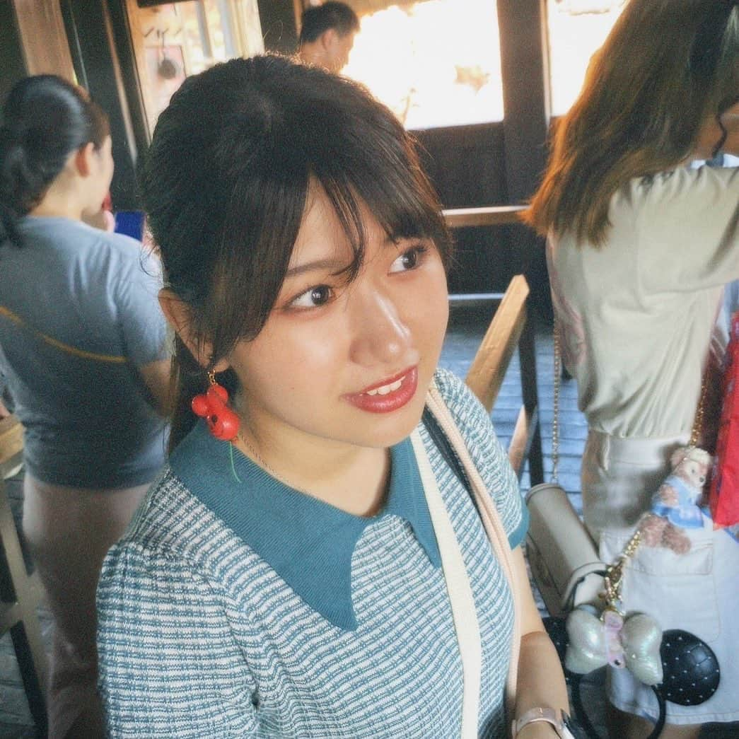 高橋彩香さんのインスタグラム写真 - (高橋彩香Instagram)「Disneyland行ってきたよ🎠   #さやりん  #高橋彩香  #髙橋彩香   #Disneyland」7月23日 16時32分 - sayarincho_1122