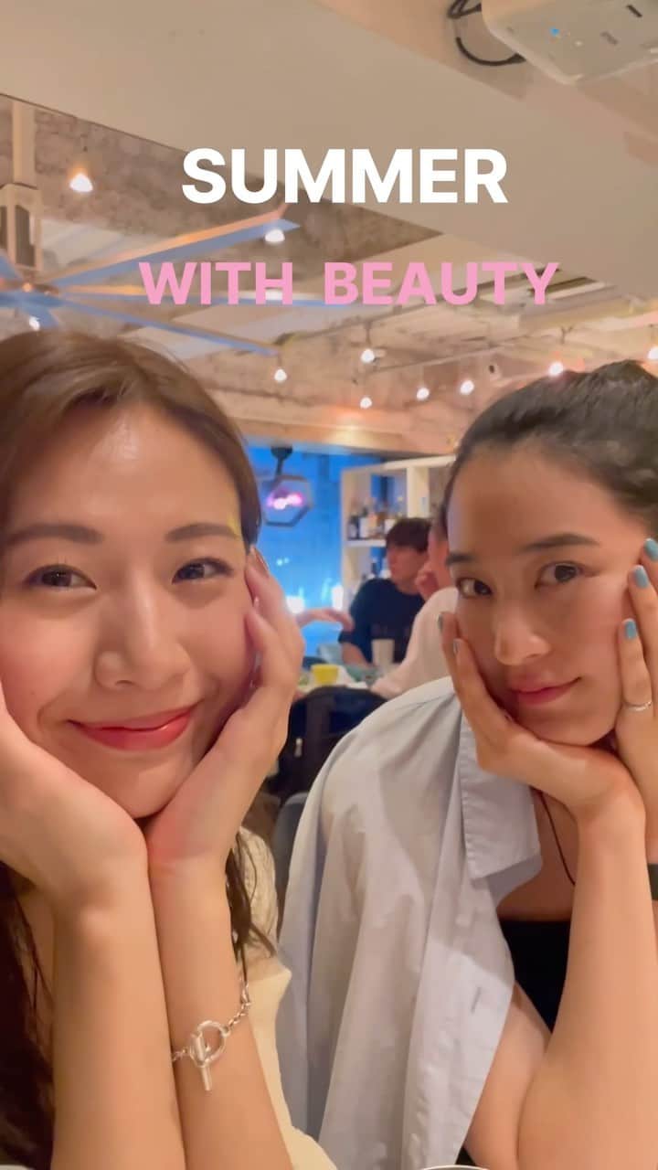 南里美希のインスタグラム：「わたしのすてきなお友達を紹介します  @kaede626  @rina_otomo   #美女 #モデル #いっぱい食べる美女が好き」