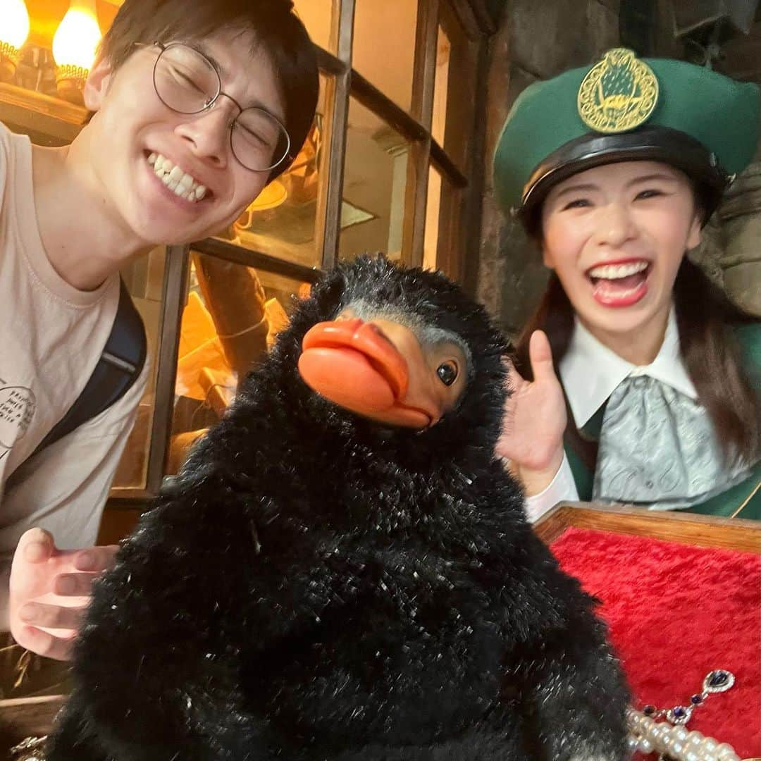 トマトクンのインスタグラム：「USJ楽しかった！！！  #USJ#大阪#ハリーポッター#マリオ#シュレック」