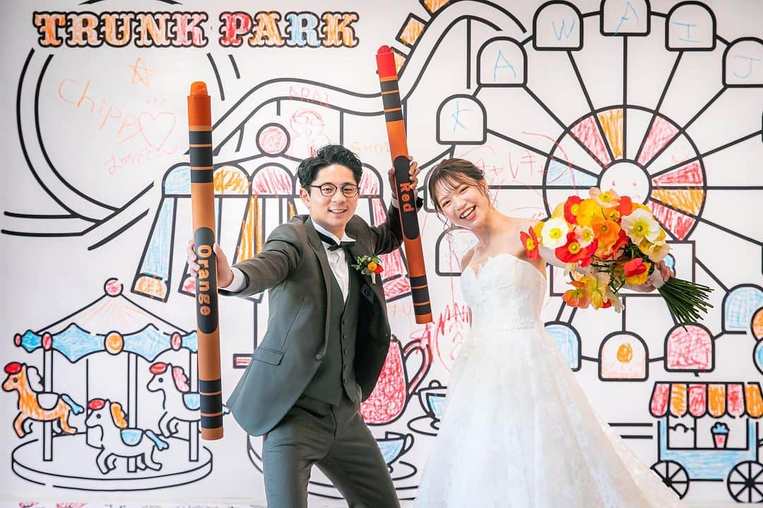 TRUNK BY SHOTO GALLERYさんのインスタグラム写真 - (TRUNK BY SHOTO GALLERYInstagram)「巨大な塗り絵  1日限定のTRUNK PARK🎪 3階ラウンジが遊ぼうエリアに！  @shinotsuka.tsg 制作の巨大な塗り絵はゲストのみんなで完成させるフォトブース  #trunkbyshotogallery  #trunkwedding  #trunk花嫁  #フォトブース #渋谷 #結婚式場  #ウェディングフォト  #結婚式演出アイデア  #ウェディングドレス」7月23日 17時47分 - trunkbyshotogallery