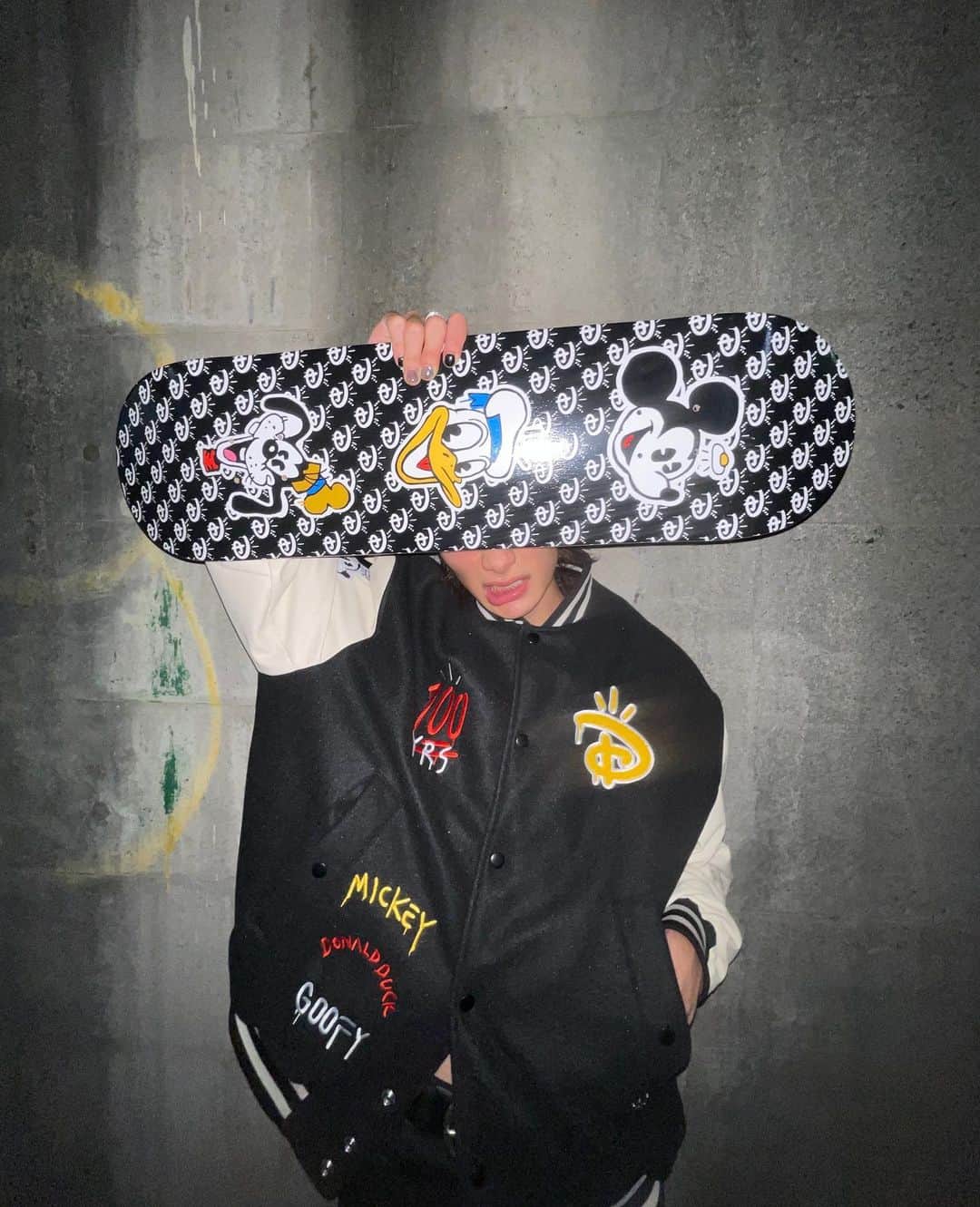 山下諒真さんのインスタグラム写真 - (山下諒真Instagram)「「Disney 100 × H&M」 ディズニー100周年を記念してのコラボ！限定スケートボードも素敵です🐭 #pr #disney100 #エイチアンドエム」7月23日 17時59分 - y_amage_05