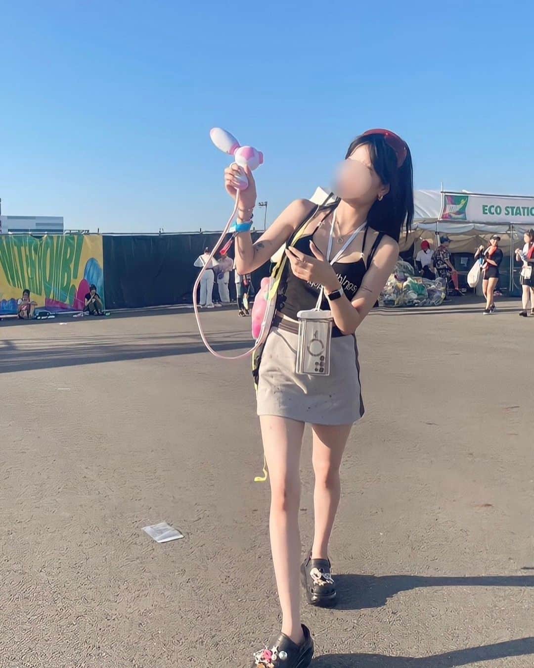 仲本莉絵瑠のインスタグラム：「はっぴーさまー開幕❗️ WATERBOMB楽しすぎたー😺💕  韓国のアーティストが日本に来てくれるなんて 当たり前のことじゃないから大感謝と共に 行って良かったすぎるー💕💕」