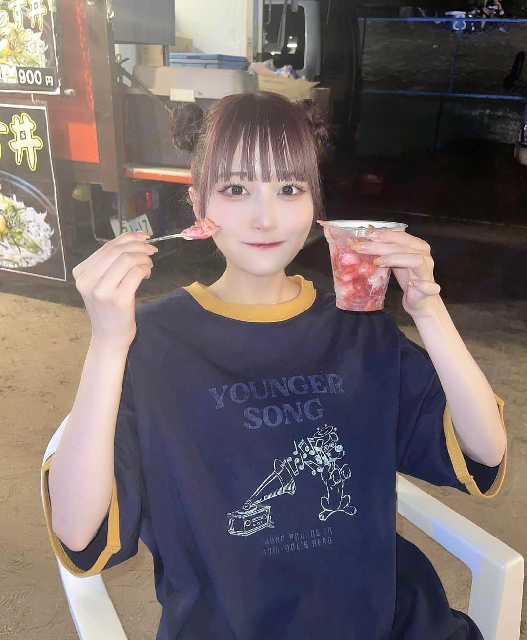 山本優菜のインスタグラム：「しあわせ〜の顔です。  #夏フェス」