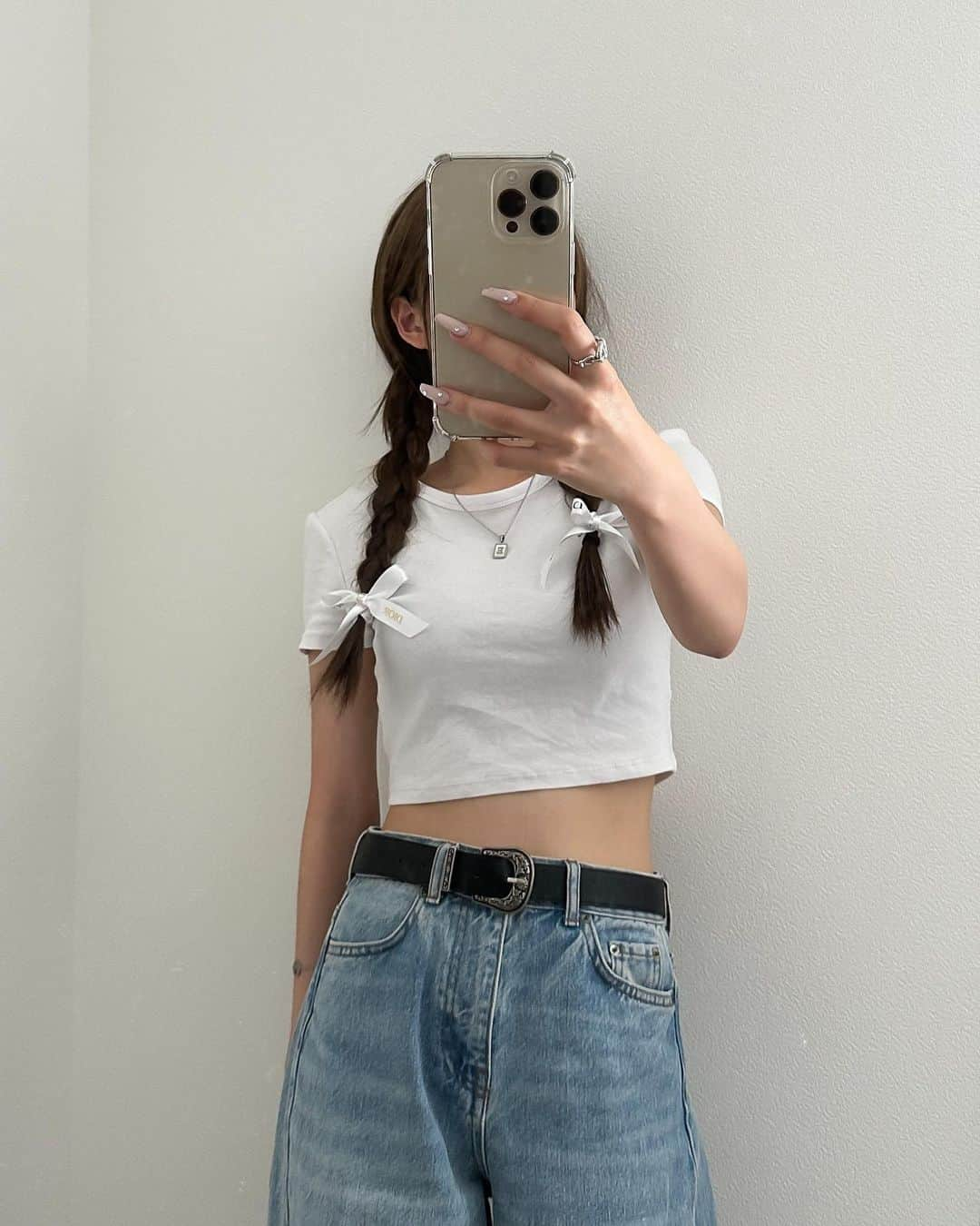 erinaさんのインスタグラム写真 - (erinaInstagram)「today's 🤳🏻🚶🏼🤍」7月23日 18時26分 - e___rrina