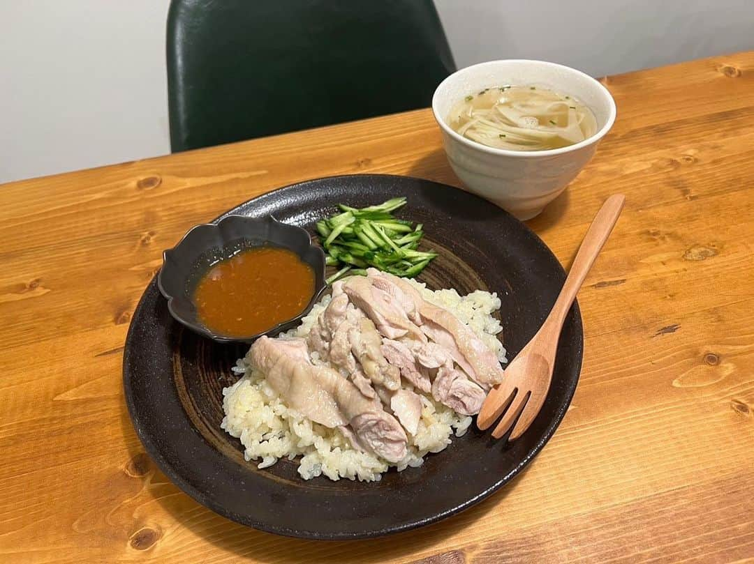 寺田有希さんのインスタグラム写真 - (寺田有希Instagram)「最近は手抜きさんたちばかり🍚  それでいいのだ！ 手間をかけたからいいご飯、 ってわけではないですもんね！  食材をおいしくいただけたら、 それがよし☺️🍚✨  #おうちごはん #おうちごはんlover #ワンプレートごはん #ワンプレートランチ #かんたんごはん #寺田有希 #teradayuki」7月23日 18時34分 - terada_yuki