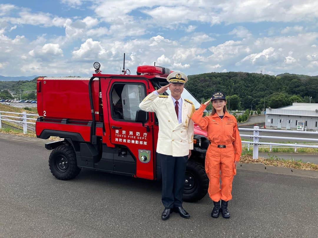 櫻井音乃さんのインスタグラム写真 - (櫻井音乃Instagram)「東京消防庁第九消防方面本部消防救助機動部隊の 発隊10周年記念式典【1日機動総括隊長】を務めさせていただきました！！ ・ 実際に訓練の様子を目の前でみて、消防隊の方の頑張る姿に感動しました。🥹 ・ いつもありがとうございます。 そしてこれからも頑張ってください！！ ・ 貴重な体験ありがとうございました。応援しています。」7月23日 18時51分 - o_to.08