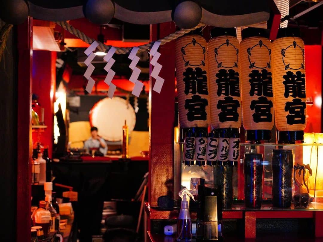 のインスタグラム：「和楽器バー龍宮  #高円寺　#和楽器バー龍宮  #japan #bar」