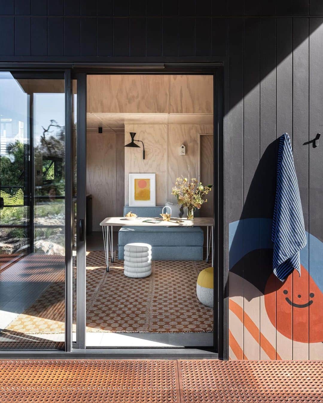 Airbnbさんのインスタグラム写真 - (AirbnbInstagram)「The concept was to provide the essentials of living, a place to rest the mind and body, and connect with nature. It's not a tiny house, but it's not a full beach house. It is a luxurious minimal space — perfectly sized for one or two.」7月23日 19時15分 - airbnb