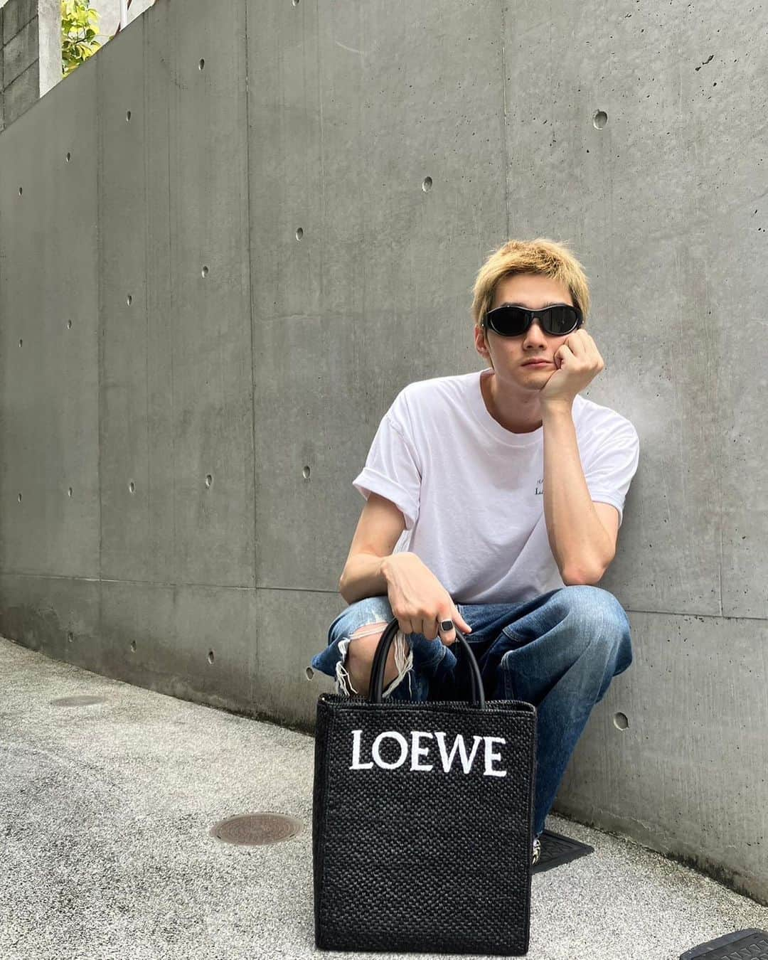 柳俊太郎さんのインスタグラム写真 - (柳俊太郎Instagram)「Thanks @loewe  #栁俊太郎 #shuntaroyanagi」7月23日 19時17分 - shuntaroyanagi