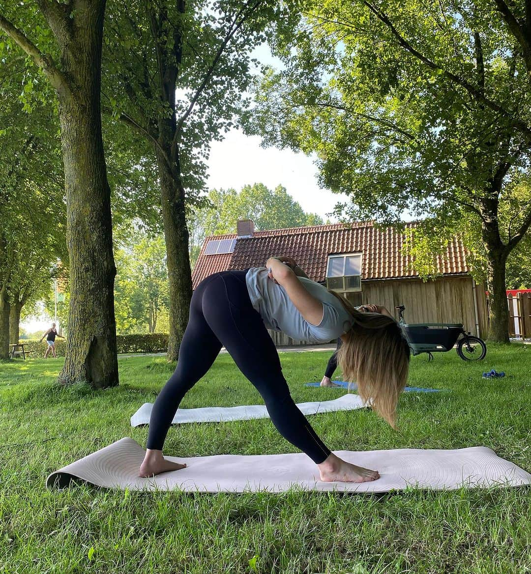 佐藤綾乃さんのインスタグラム写真 - (佐藤綾乃Instagram)「yoga🧘‍♀️☘️🍑」7月23日 19時32分 - nonstagram_s2