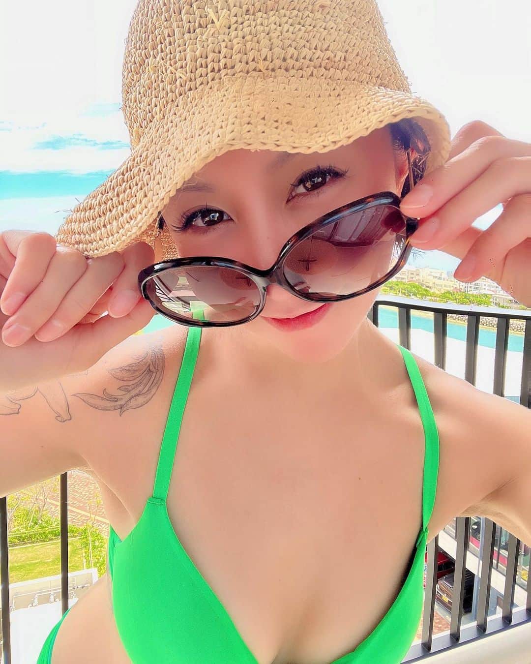 Rilyのインスタグラム：「☀️🕶👒💚 ． ． ． #沖縄#沖縄旅行」
