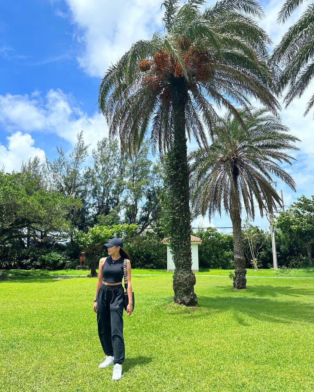 迫田里奈（りなぽよ）のインスタグラム：「明日からまた1週間頑張ろ〜🙂💕  今日も一日お疲れ様でした✌🏾  @nike @nikewomen  @niketokyo」