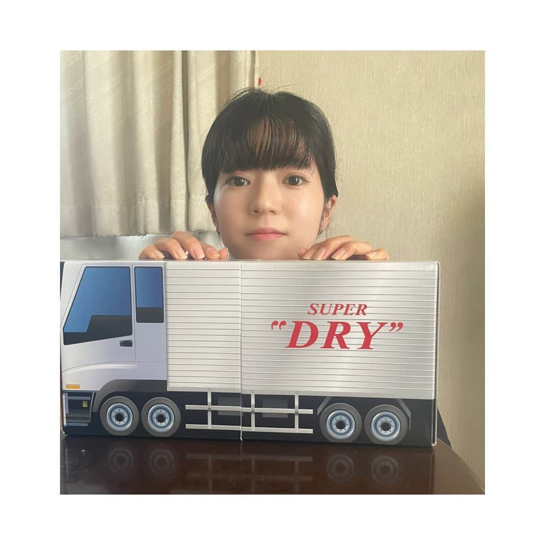 安田遥香（アホロートル）さんのインスタグラム写真 - (安田遥香（アホロートル）Instagram)「🍺  #誕生日プレゼント #ビール #アサヒビール #スーパードライ #アサヒスーパードライ #うまいの極み」7月24日 19時00分 - axoyasuda