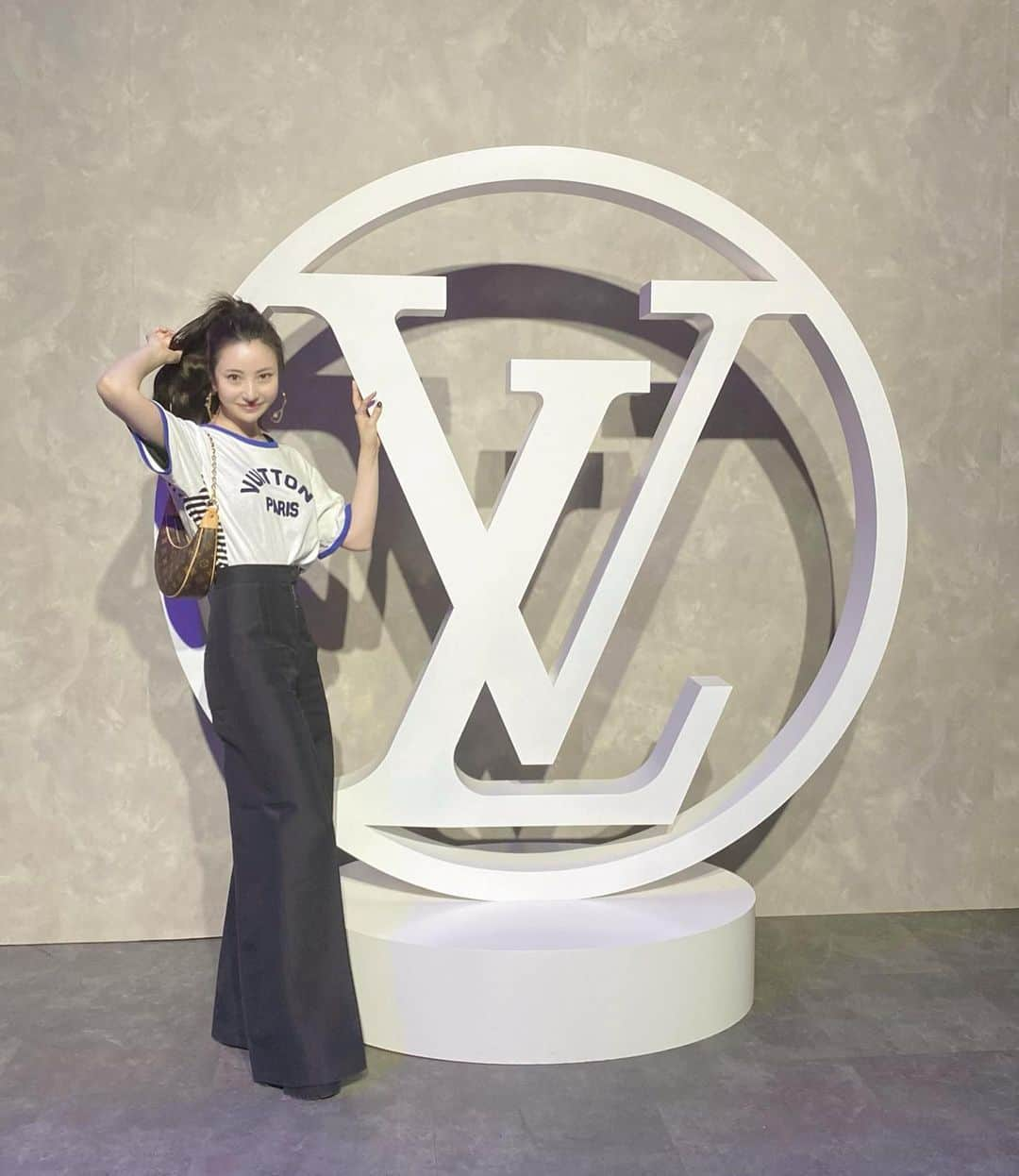 平田りえのインスタグラム：「@louisvuitton」