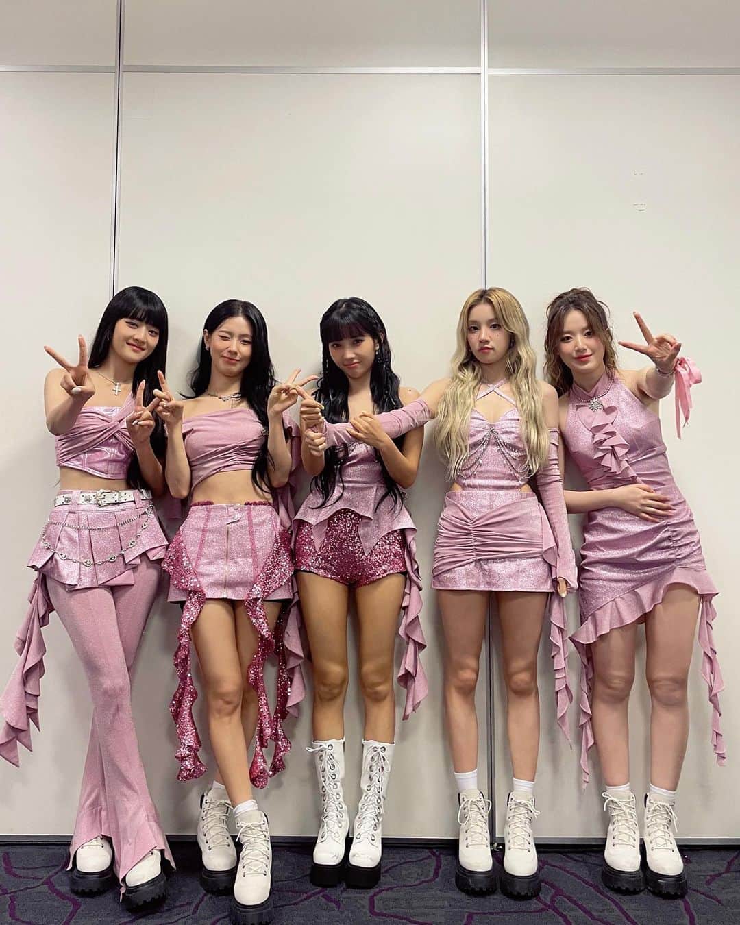 (G)I-DLEさんのインスタグラム写真 - ((G)I-DLEInstagram)「[📸] 2023 (G)I-DLE WORLD TOUR [I am FREE-TY] IN HONG KONG DAY 2  HONG KONG NEVERLAND ❤️💜 Here we go!  #여자아이들 #GIDLE #Iam_FREETY #2023_GIDLE_WORLDTOUR」7月23日 20時14分 - official_g_i_dle