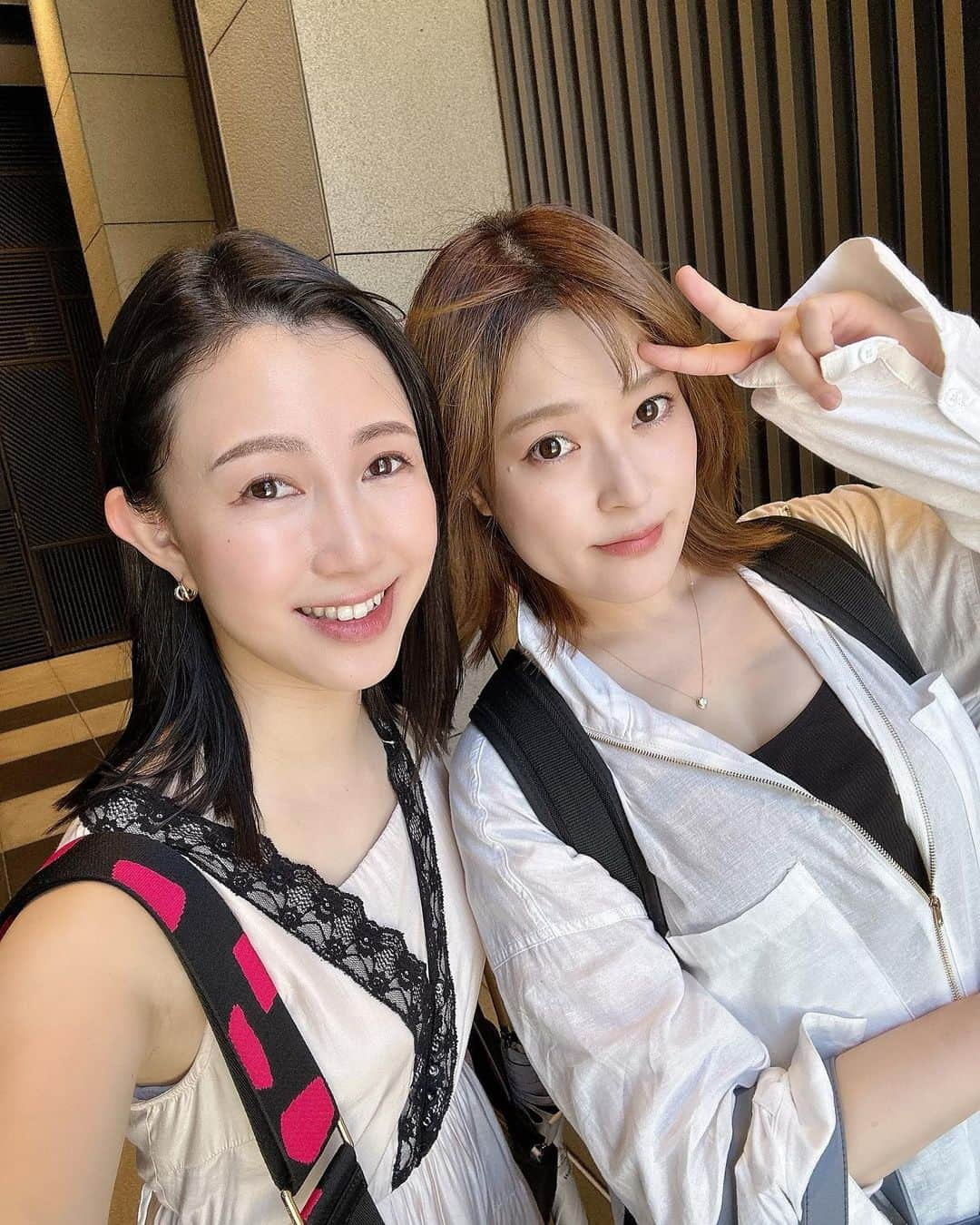 若林愛のインスタグラム：「Megumi♡Kei🎵 恵ちゃん @amakei19 いつもありがとう🥰 新曲DiamondDustも配信中です🩷 . #MegumiKei #clarinet #クラリネット #violin #ヴァイオリン #天野恵 #diamonddust #tunecore」