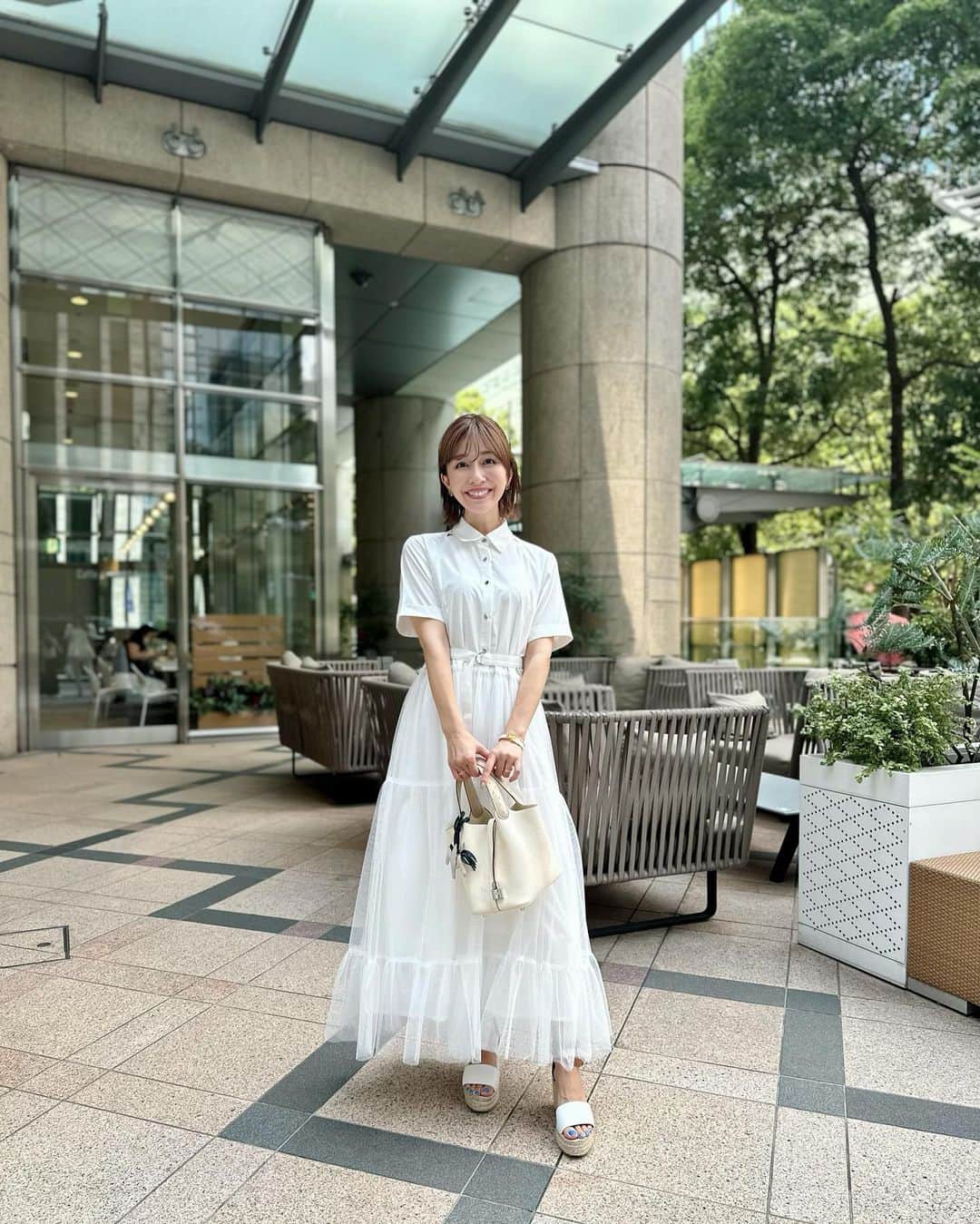 水野佐彩のインスタグラム：「・ 動物占いで盛りに盛り上がった日🐆💜 みなさんやったことあるかな？  ちなみに私は 足腰の強いチーターです🐆 本当に恥ずかしくなるくらい チーターそのままの女です🤣  お洋服は @diagramofficial 🤍  さて。日曜日お疲れ様でした✨ 体力がどんどんついてきている3歳半との日曜日。 ワンオペでないのにも関わらず みんなが娘とたくさん遊んでくれるのにも関わらず 白目剥くほど疲れた！笑 しかし "今日疲れたね〜けどさ、めっちゃ楽しかったよね"って言いながら ニコニコ寝た娘が可愛かった👧🏻🩷 ようやく私もインスタタイム🥱  母にはこんなにも休みがないとは 母になって初めて知りました🤣 まじで無休😀w 明日からもまた頑張るぞぉ 本格的に夏だね☀️🍉  #おちびコーデ #おちびの輪 #低身長コーデ #Sサイズコーデ #ママコーデ #ママライフ #2020年ベビー #女の子ママ #女の子ベビー #ブルベ夏 #ブルベ #ブルベサマー #ブライトサマー #ブライトスプリング #ソフトクラシック #ウェーブ #骨格診断ウェーブ​」