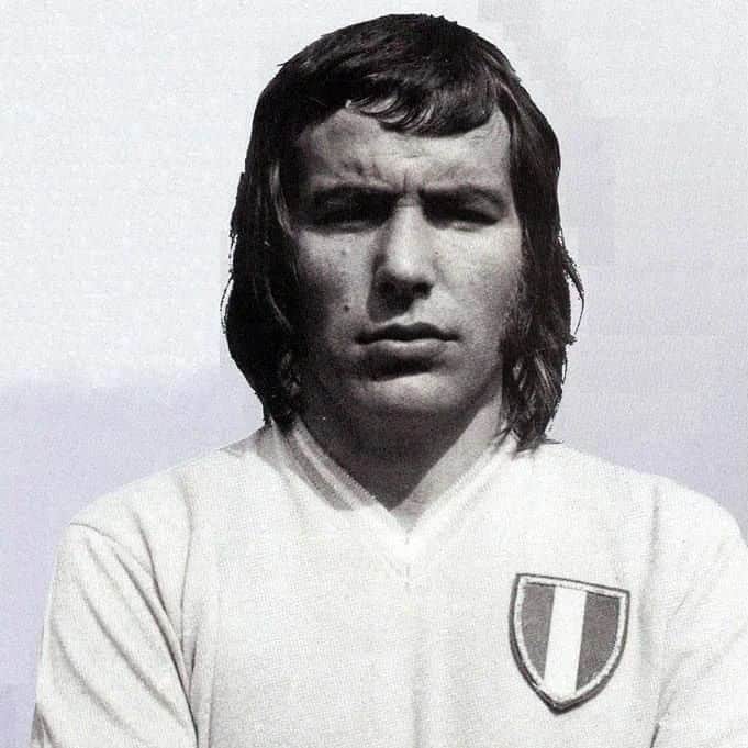 SSラツィオのインスタグラム：「1973/74 ♾️ 2023/24  🎉 Buon compleanno a Giancarlo Oddi, uno dei pilastri del nostro primo Scudetto!」