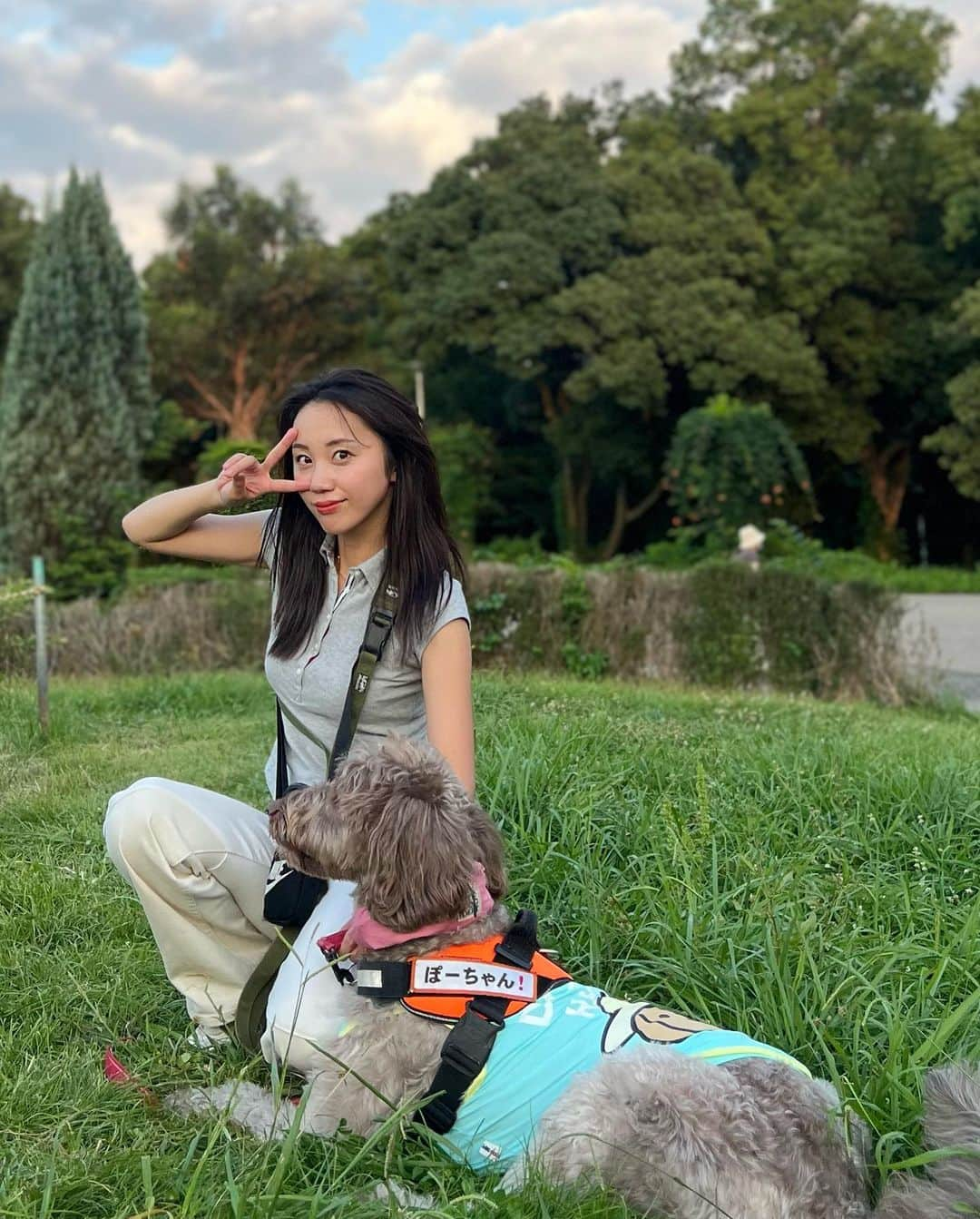 薮下柊のインスタグラム：「夏の思い出☀️with my babies 🐶」