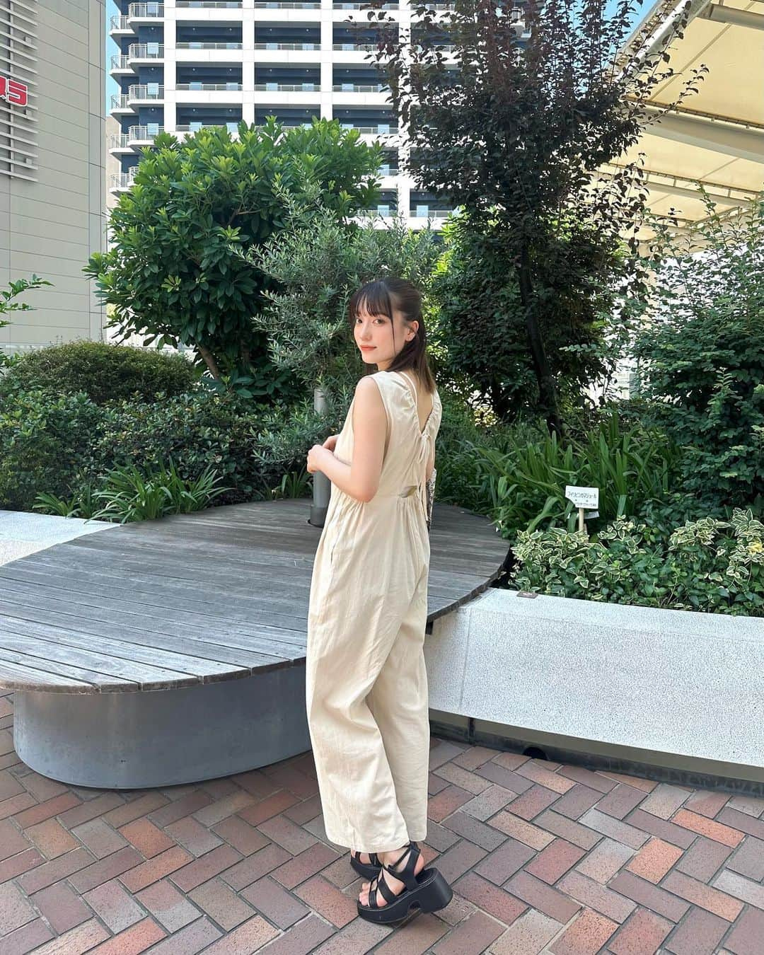 柚木ふゆさんのインスタグラム写真 - (柚木ふゆInstagram)「・ ・ ・ 楽しい休日だった❤️‍🔥 明日からまた頑張ろー！ ・ ・ ・ ・ ・ ・ ・ ・ ・ ・  #mery #rili_tokyo #sucle #ボブヘア #ボブヘアアレンジ #ボブアレンジ #lfl #l4l #fff #淡色女子 #淡色コーデ #サロンモデル #サロモ #天王寺カフェ #cafe #カフェ #カフェ巡り #カフェ活 #天王寺ランチ #大阪 #大阪観光 #大阪旅行 #天王寺 #天王寺グルメ #カメラ女子 #人像攝影 #人物攝影 #模特 #攝影 #夏服」7月23日 21時49分 - fuyu_yuzuki