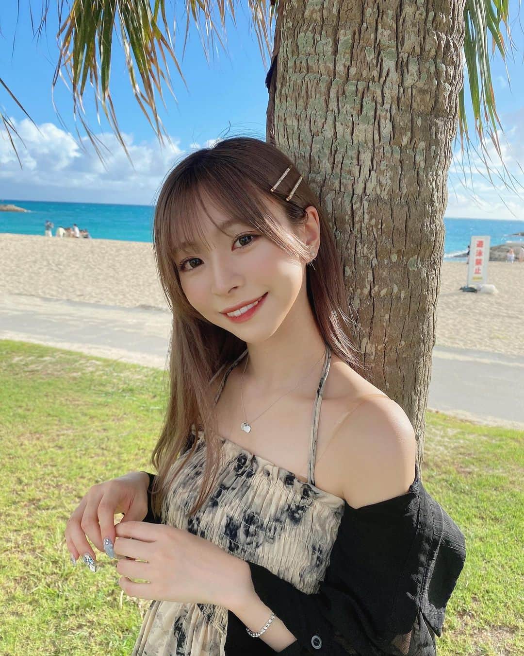 美南れなのインスタグラム：「ドライブしながら海行きたい」