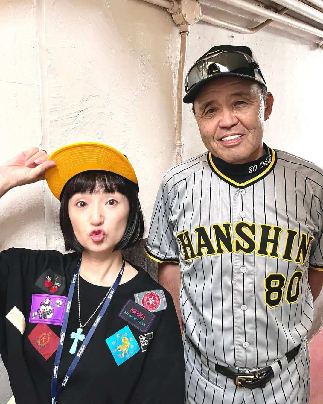 千秋さんのインスタグラム写真 - (千秋Instagram)「阪神勝った⚾️🙌🏻 岡田監督と川藤さんと阪神まみれ🐯🐯🐯 フジテレビONEで元阪神の今成さんと副音声をしました。 途中から仕事忘れて普通に応援しちゃってた📣 勝って本当に良かった！ 神宮の花火は球場とのコントラストが本当に綺麗🎆 #現地観戦 #神宮球場 #ヤクルト #阪神 #tigers #hanshin #タイガース @hanshintigers_official」7月23日 22時01分 - chiaki77777