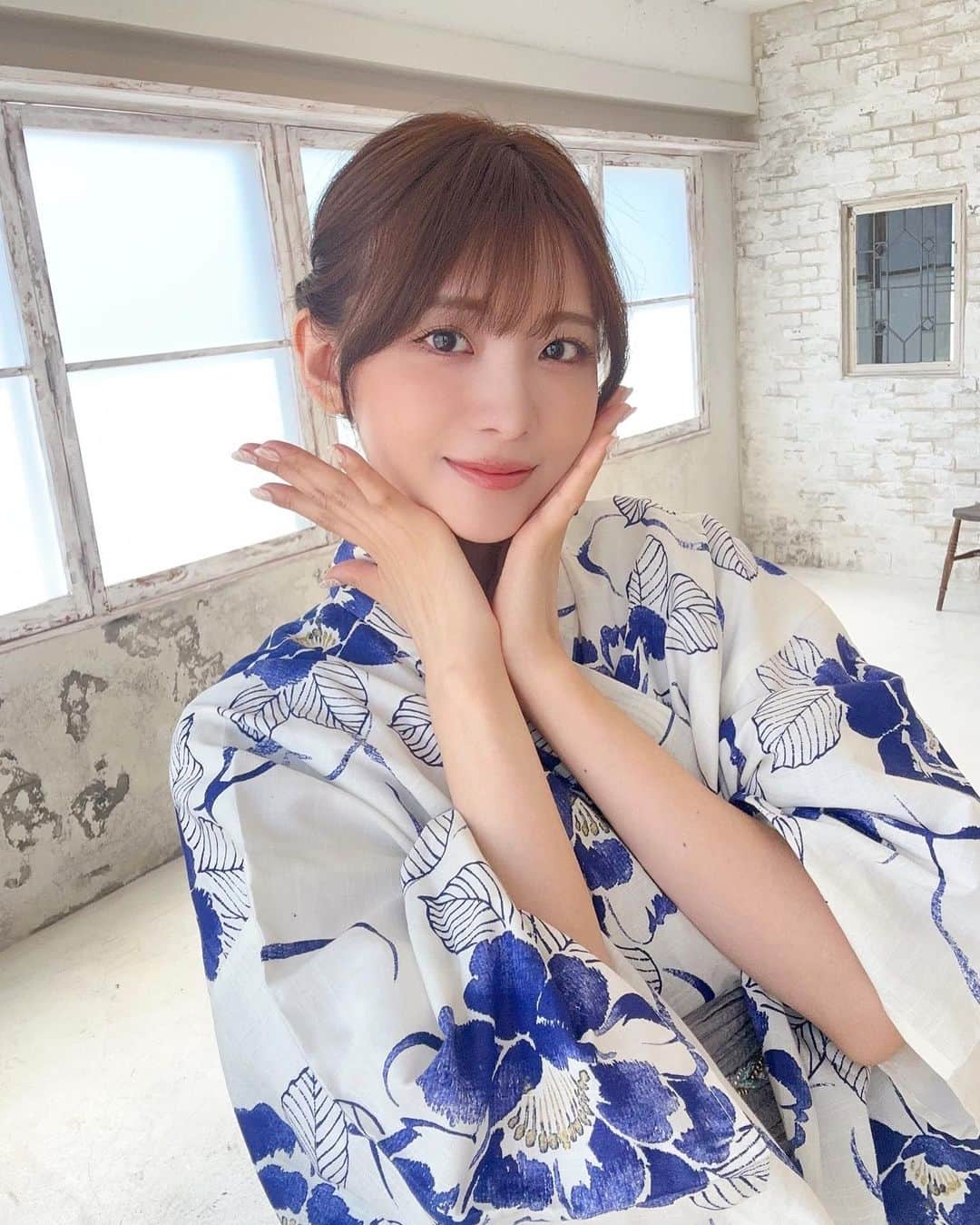 早瀬あやさんのインスタグラム写真 - (早瀬あやInstagram)「本日は暑い中お集まりいただきありがとうございました🎐🫧 今年の浴衣は大人 ...