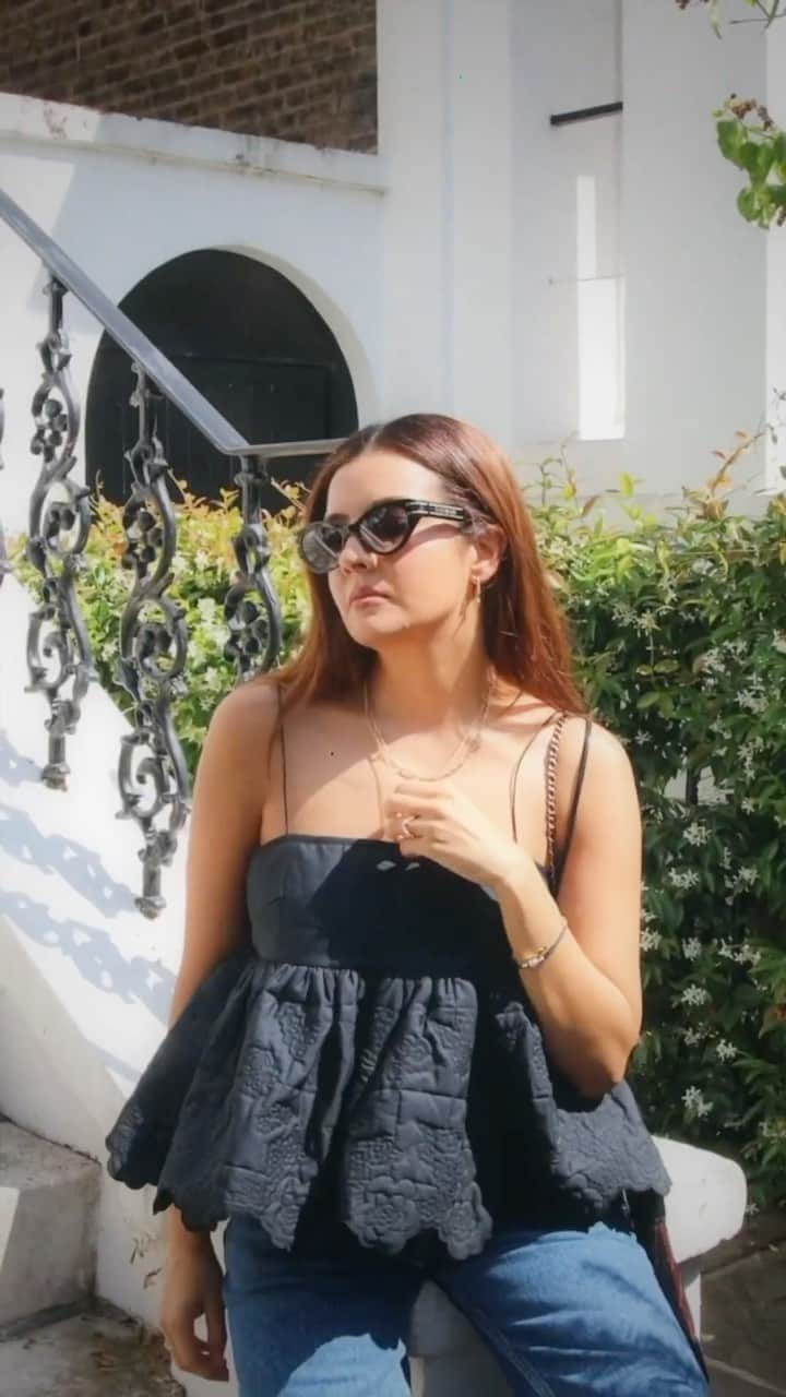 のインスタグラム：「Street style, summer edition. 🕶✨ @denis #Pandora #PandoraJewellery #PandoraNecklace」