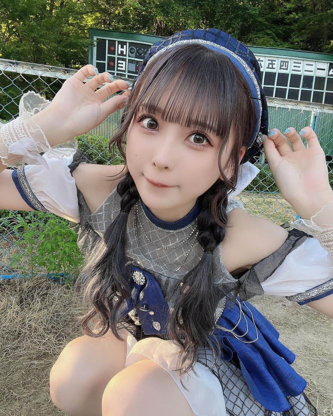 咲真ゆかのインスタグラム：「夏フェス最高に好き！！！！  そして11万人ありがとう🥲  #selca #selfie #셀카 #셀카그램 #today #ootd #dailylook #instagood #instalike #instafashion #followme #outfit  #98line 　 #夏フェス　 #japanesegirl 　#地下アイドル  #地下アイドル好きな人と繋がりたい #アイドル #推してください #自撮り界隈 #ピープス女子 #ピープス　#自撮り　#自撮り女子 #いいね返し #推してください　#好きなことを仕事に　 #ガーターベルト #脚フェチ #野外フェス」