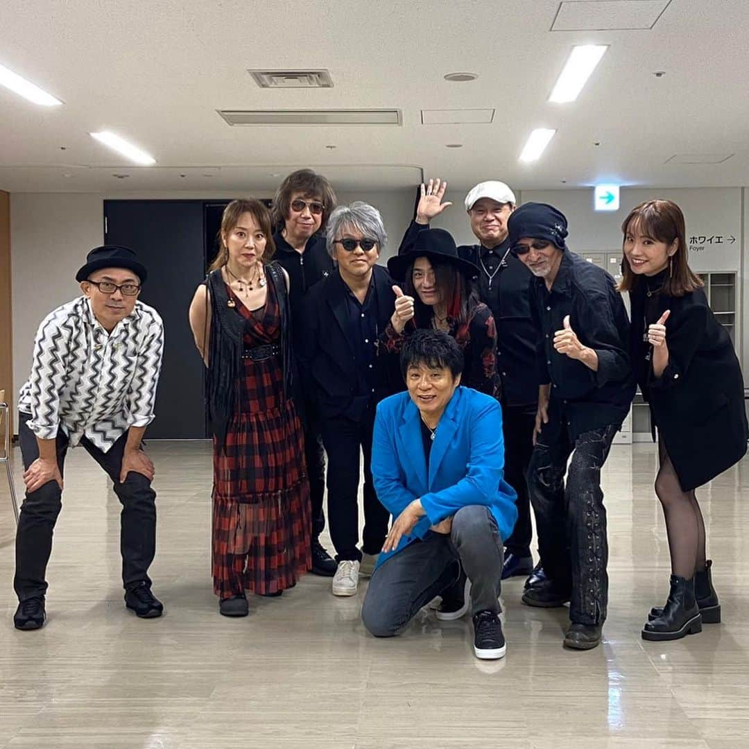 SHUUBIさんのインスタグラム写真 - (SHUUBIInstagram)「#ASKA  #WonderfulWorld2023  #WonderfulWorld #札幌公演 #7月21日  ASKAさんの歌、震えるほどすごかったです！！！ ご来場の皆様、そうでない皆様にも音楽が明日への活力となりますように✨  久々、全員揃って打ち上げでした！ 東京から来てくれた #トムセン陽子 ちゃんも一緒に♡  #ASKAバンド #shuubi #札幌グルメ  #打ち上げ  #サッポロビール #ワイン #オーパスワン  #北海道が好き」7月23日 23時20分 - shuubihidemi