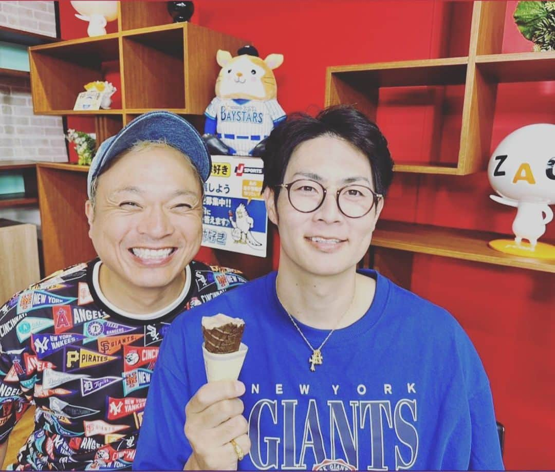 石川雄洋のインスタグラム：「DeNA-巨人🎙️ 今日はjsports！！  #jsportsオンデマンド  #もっと野球好き  #djケチャップ  #横浜denaベイスターズ  #東京読売巨人軍」